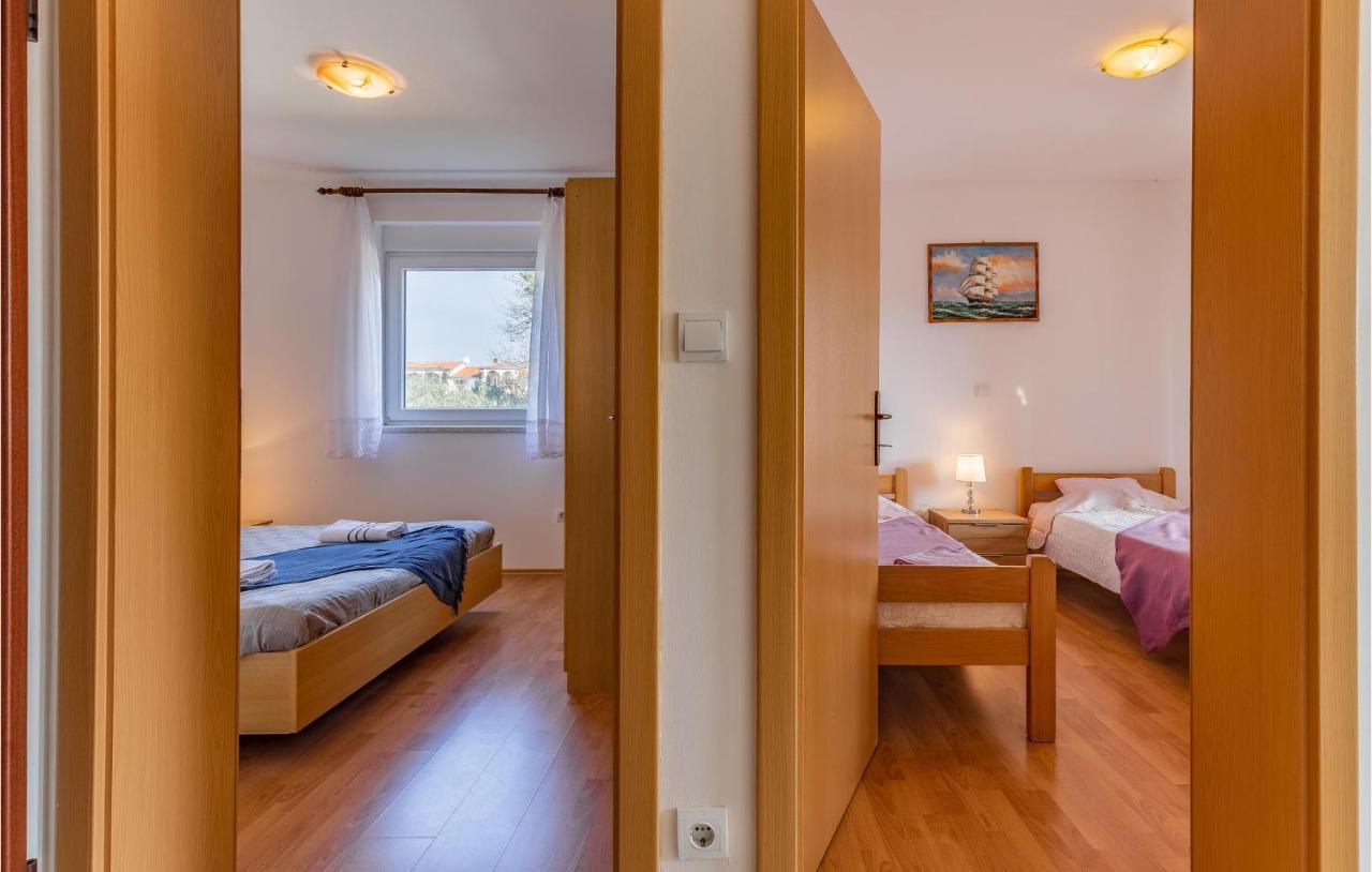 Lovely Apartment In Medulin With Kitchen Exterior photo