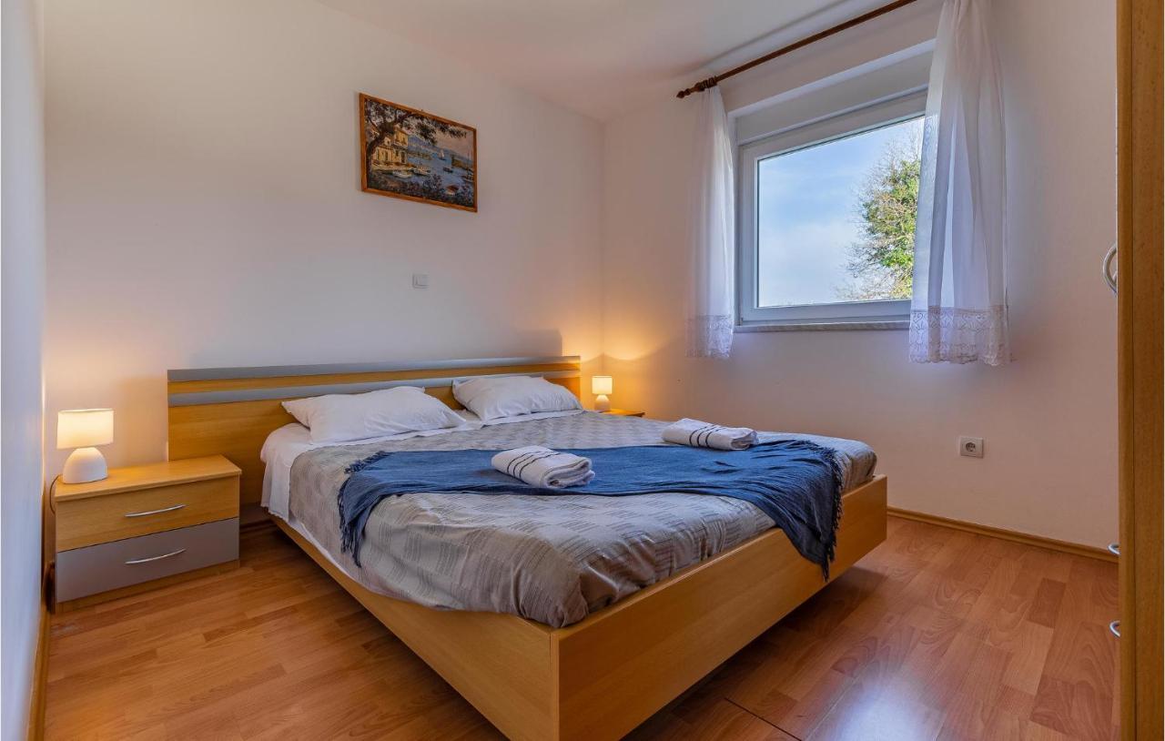 Lovely Apartment In Medulin With Kitchen Exterior photo